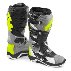 Forma Pilot Boot