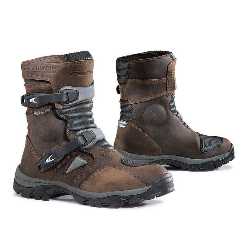 26 FORMA ADVENTURE LOW モーターサイクルブーツ ブラウン Forma Adventure Low Boots | Atomic Moto – Atomic-Moto