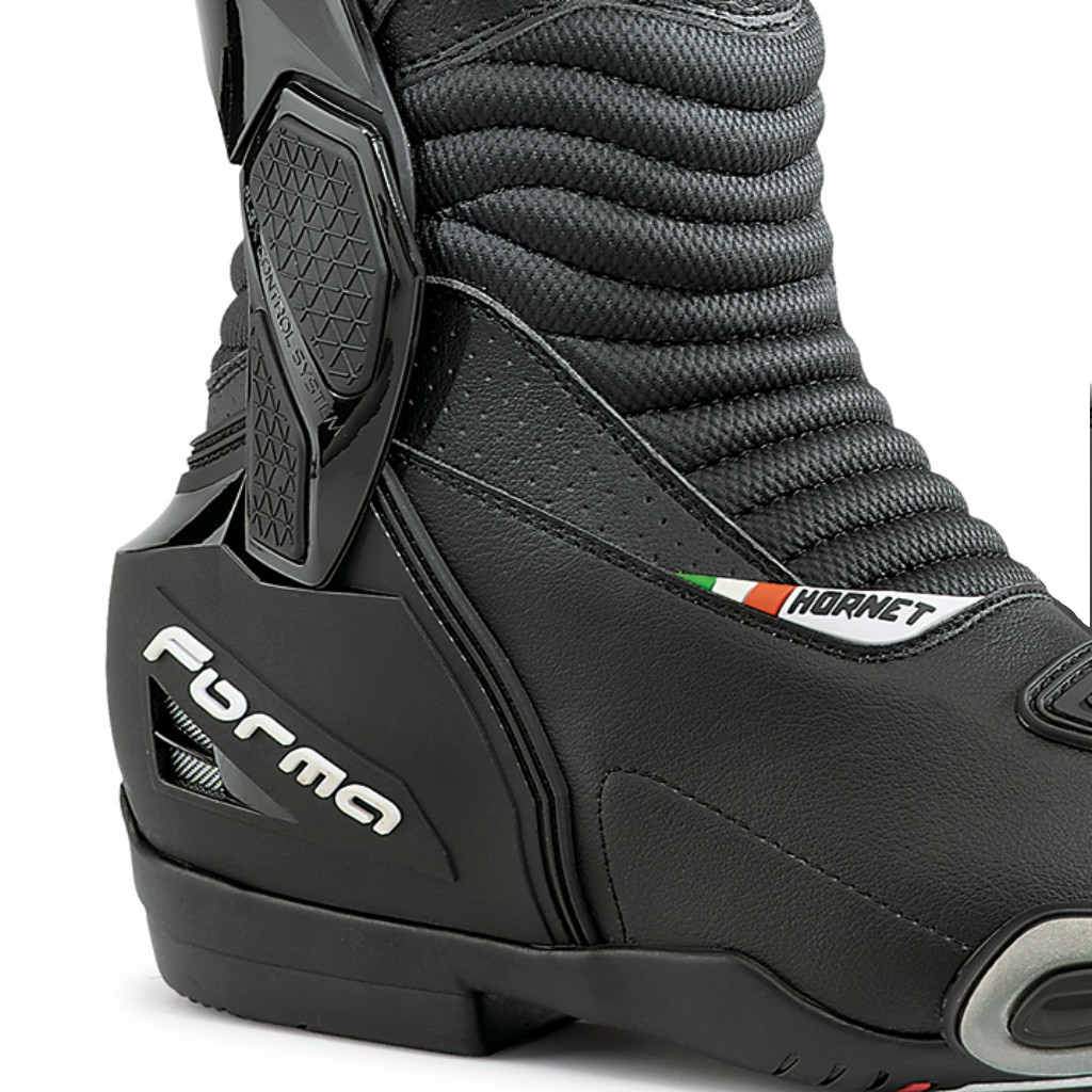 Forma hornet best sale boots